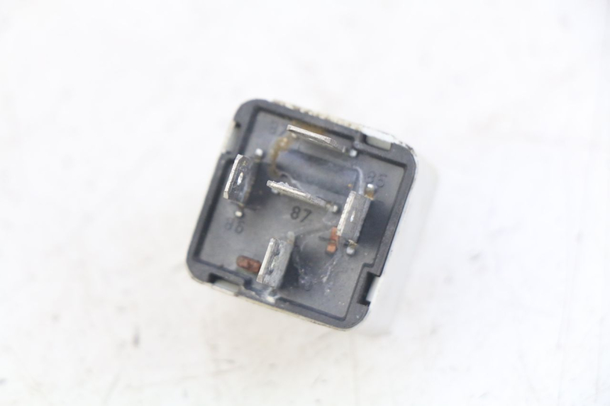 photo de ELEKTRISCH RELAIS PIAGGIO XEVO - X EVO 125 (2007 - 2017) - Zoom op gebruiksstaat