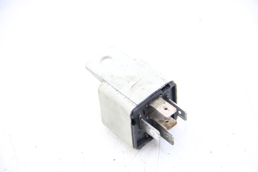 photo de ELEKTRISCH RELAIS PIAGGIO XEVO - X EVO 125 (2007 - 2017) - Zoom op gebruiksstaat