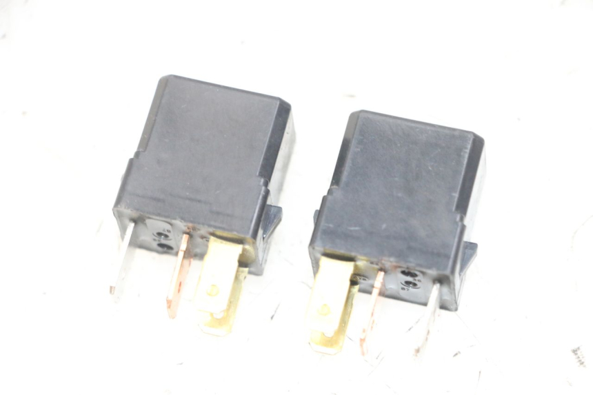 photo de ELEKTRISCH RELAIS YAMAHA XJ6 ABS 600 (2008 - 2016) - Hoofdaanzicht