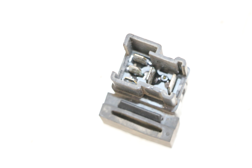 photo de ELEKTRISCH RELAIS YAMAHA XJN DIVERSION 600 (2000 - 2003) - Zoom op gebruiksstaat