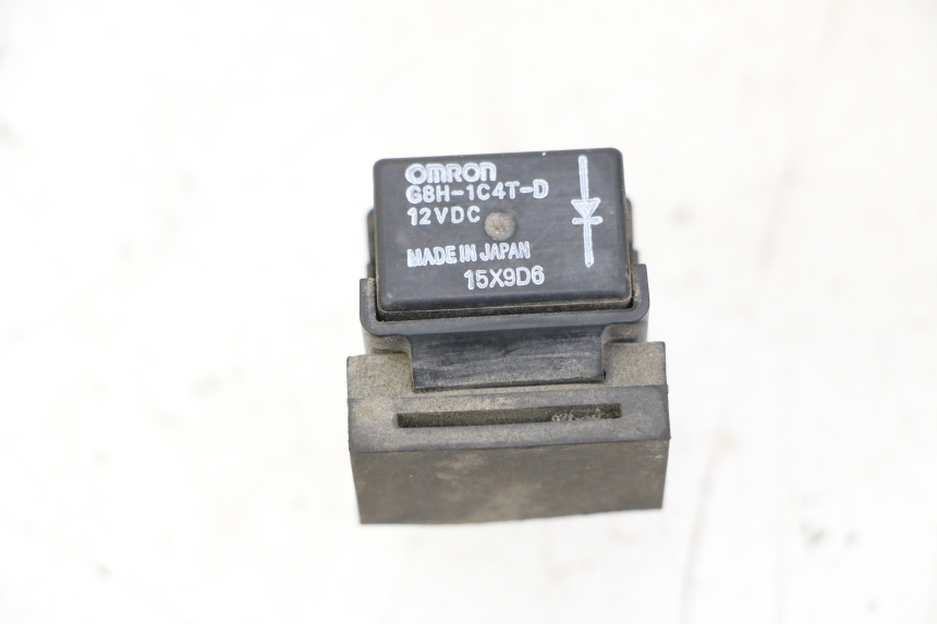 photo de ELEKTRISCH RELAIS YAMAHA XJN DIVERSION 600 (2000 - 2003) - Andere kijkhoek