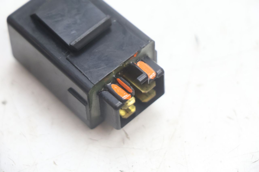 photo de ELEKTRISCH RELAIS YAMAHA XV VIRAGO 535 (1988 - 2004) - Detail van het onderdeel