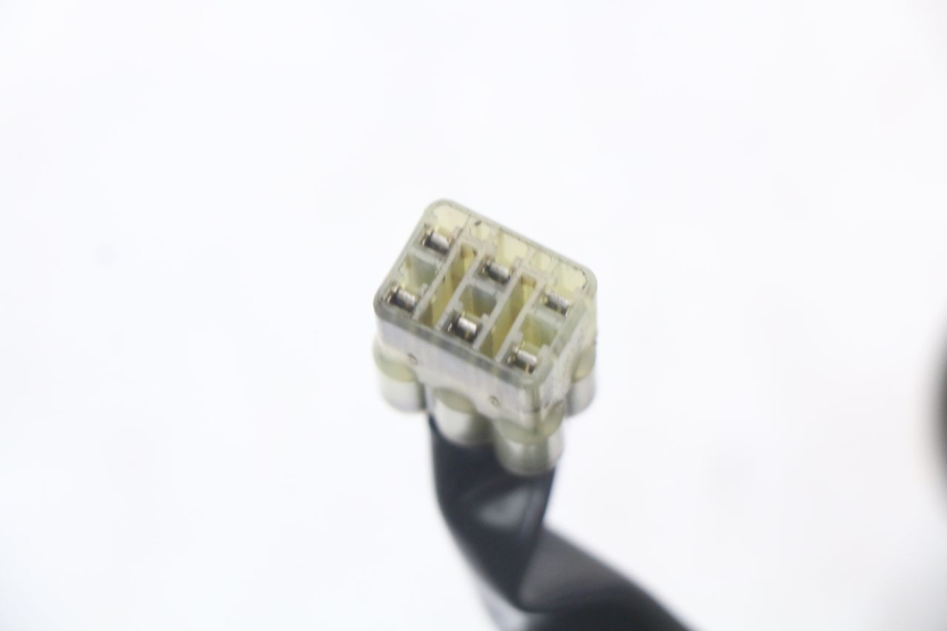 photo de ELEKTRISCH RELAIS YAMAHA FZ1 FAZER 1000 (2007 - 2009) - Gecontroleerd onderdeel