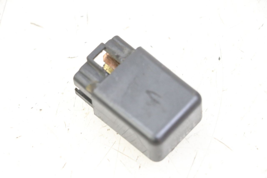photo de ELEKTRISCH RELAIS YAMAHA SR 125 (1982 - 2003) - Zoom op gebruiksstaat