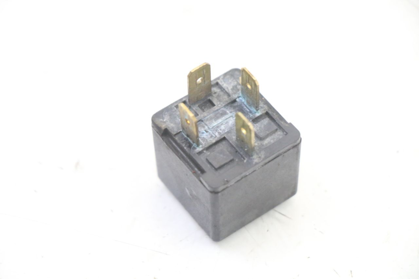 photo de ELEKTRISCH RELAIS YAMAHA TZR 50 (2008 - 2016) - Zoom op gebruiksstaat