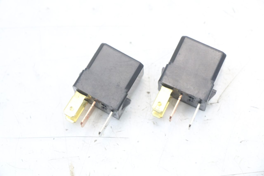 photo de ELEKTRISCH RELAIS YAMAHA XJ6 ABS 600 (2008 - 2016) - Hoofdaanzicht