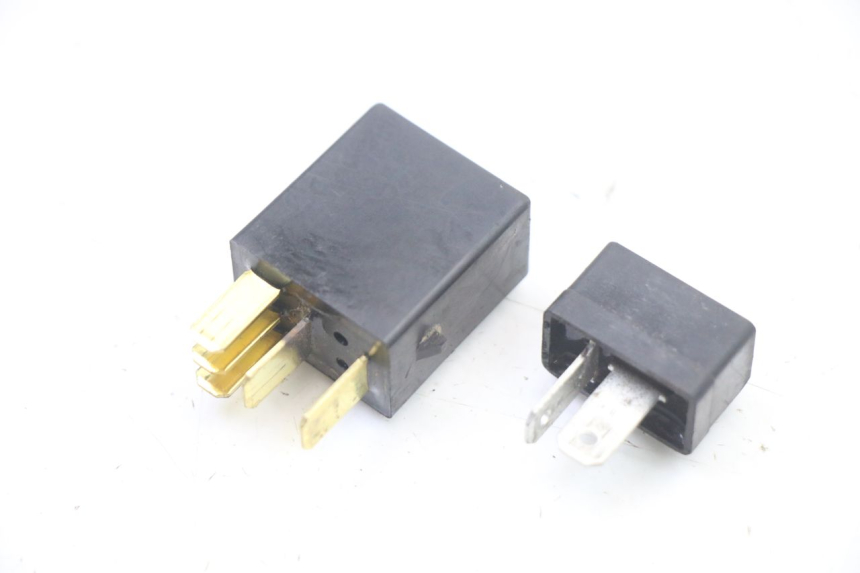 photo de ELEKTRISCH RELAIS YAMAHA YP T-MAX TMAX 530 (2017 - 2020) - Detail van het onderdeel