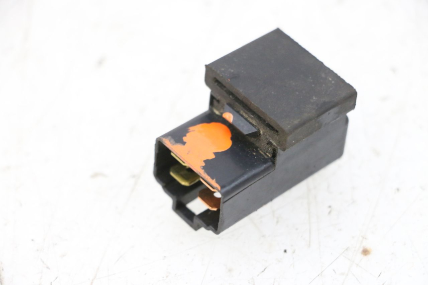 photo de ELEKTRISCH RELAIS YAMAHA YFM R RAPTOR 250 (2008 - 2014) - Zoom op gebruiksstaat