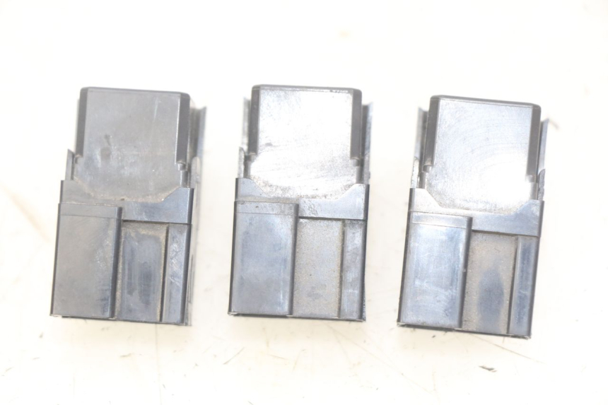 photo de ELEKTRISCH RELAIS YAMAHA YP MAJESTY 400 (2004 - 2008) - Hoofdaanzicht