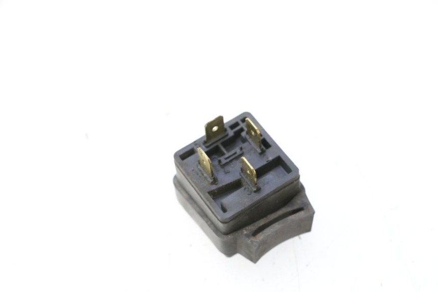 photo de ELEKTRISCH RELAIS YAMAHA YP MAJESTY 125 (1998 - 2001) - Zoom op gebruiksstaat