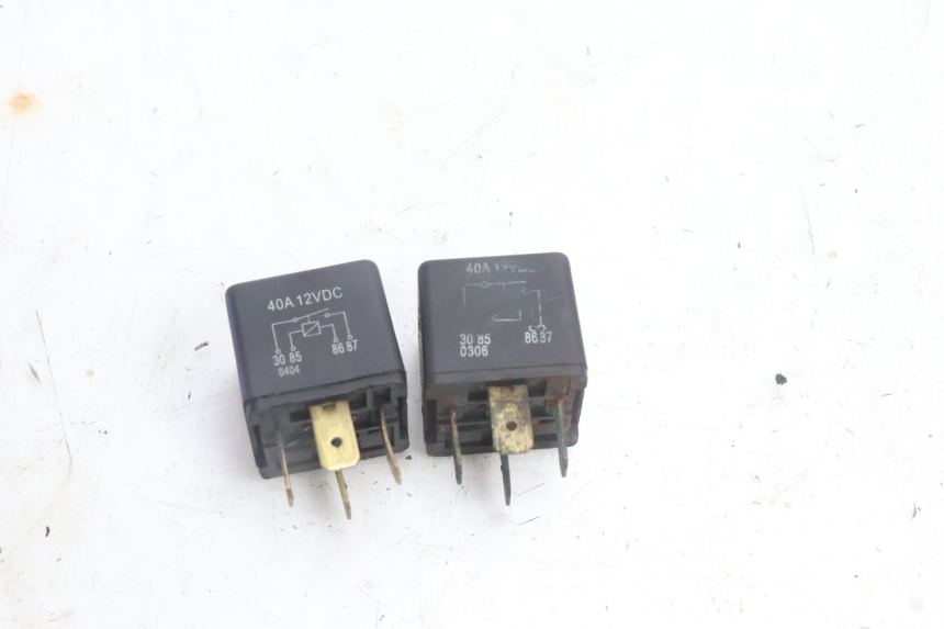 photo de ELEKTRISCH RELAIS YAMAHA YP MAJESTY 125 (2007 - 2010) - Detail van het onderdeel