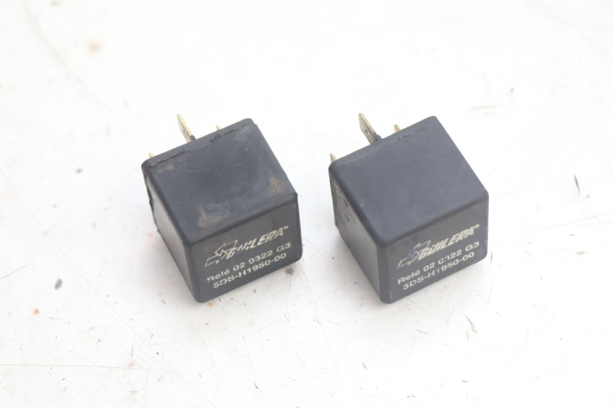 photo de ELEKTRISCH RELAIS YAMAHA YP MAJESTY 125 (2002 - 2006) - Andere kijkhoek