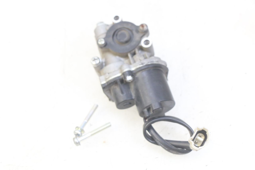 photo de ELEKTRISCH RELAIS YAMAHA YZF R1 1000 (2007 - 2008) - Zoom op gebruiksstaat