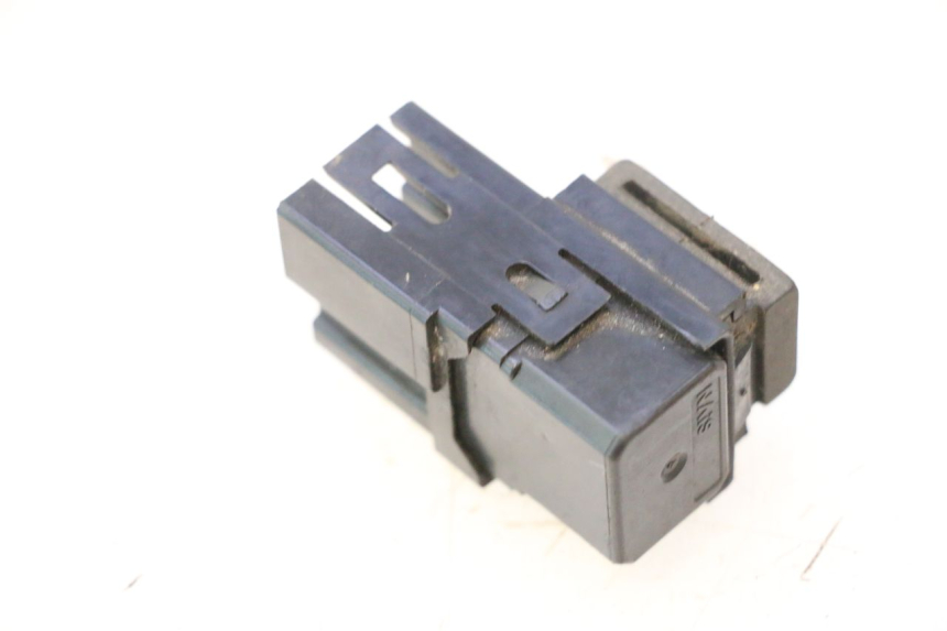 photo de ELEKTRISCH RELAIS YAMAHA YZF R6 600 (2008 - 2009) - Zoom op gebruiksstaat