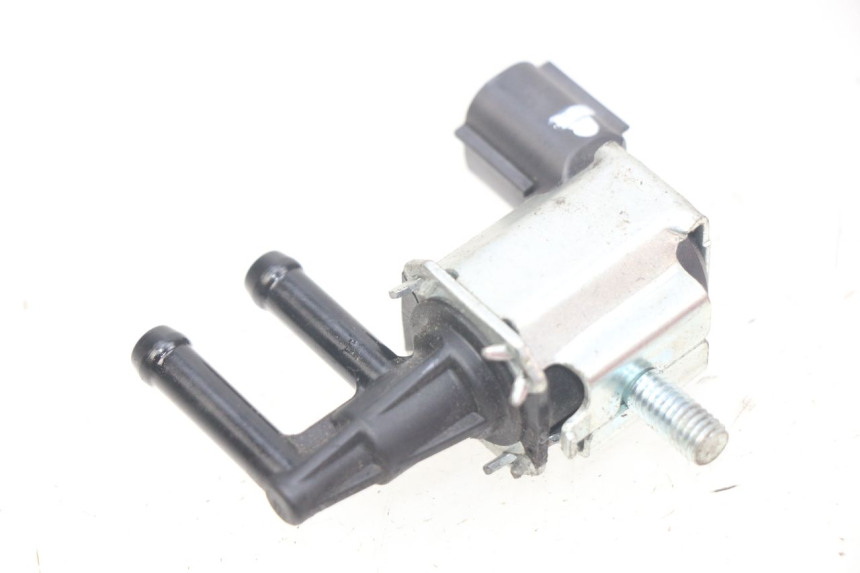 photo de ELEKTRISCH RELAIS KAWASAKI Z 650 (2016 - 2019) - Zoom op gebruiksstaat