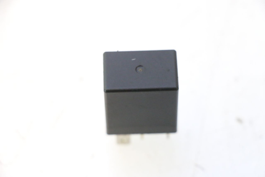 photo de ELEKTRISCH RELAIS PIAGGIO ZIP IGET 4T 50 (2021 - 2023) - Andere kijkhoek