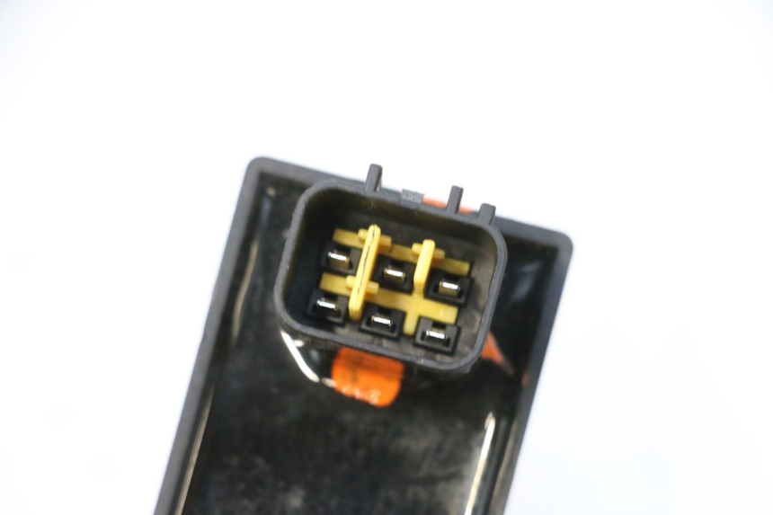 photo de KOPLAMPRELAIS KEEWAY F-ACT FACT EVO 50 (2020 - 2026) - Zoom op gebruiksstaat
