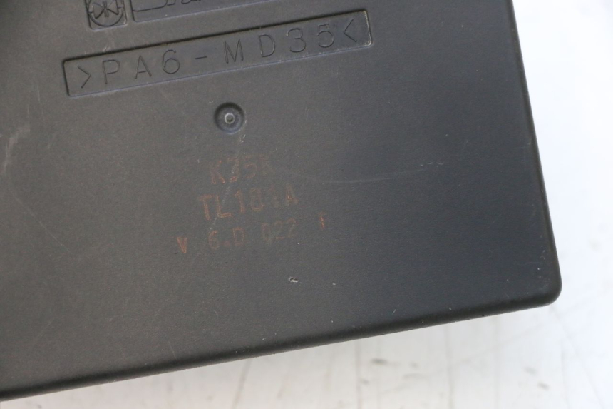 photo de KOPLAMPRELAIS HONDA PCX (JF57/JF64) 125 (2014 - 2018) - Detail van het onderdeel