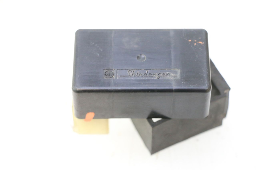 photo de KOPLAMPRELAIS HONDA ST PAN EUROPEAN 1100 (1990 - 2002) - Hoofdaanzicht