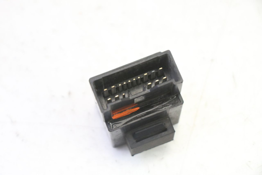 photo de BRANDSTOFPOMPRELAIS YAMAHA FJR ABS 1300 (2006 - 2012) - Technische close-up