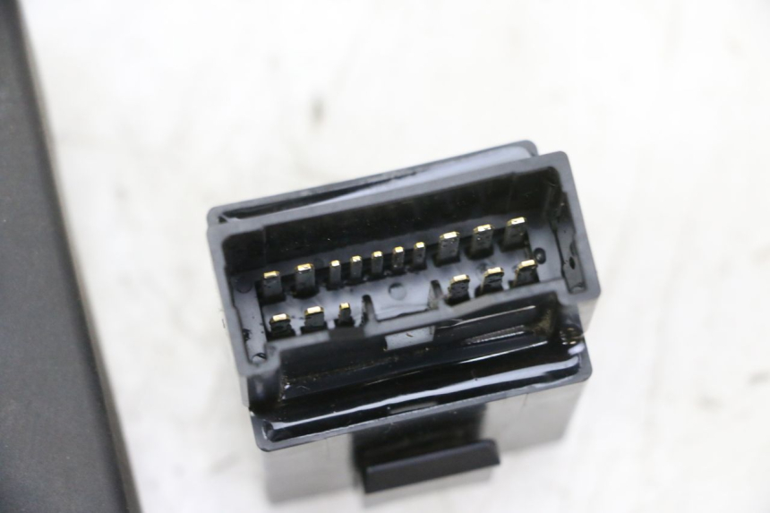 photo de BRANDSTOFPOMPRELAIS YAMAHA MT-07 MT07 ABS 700 (2014 - 2017) - Andere kijkhoek