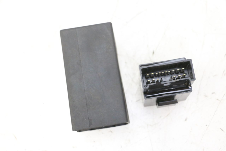 photo de BRANDSTOFPOMPRELAIS YAMAHA MT-07 MT07 ABS 700 (2014 - 2017) - Technische close-up