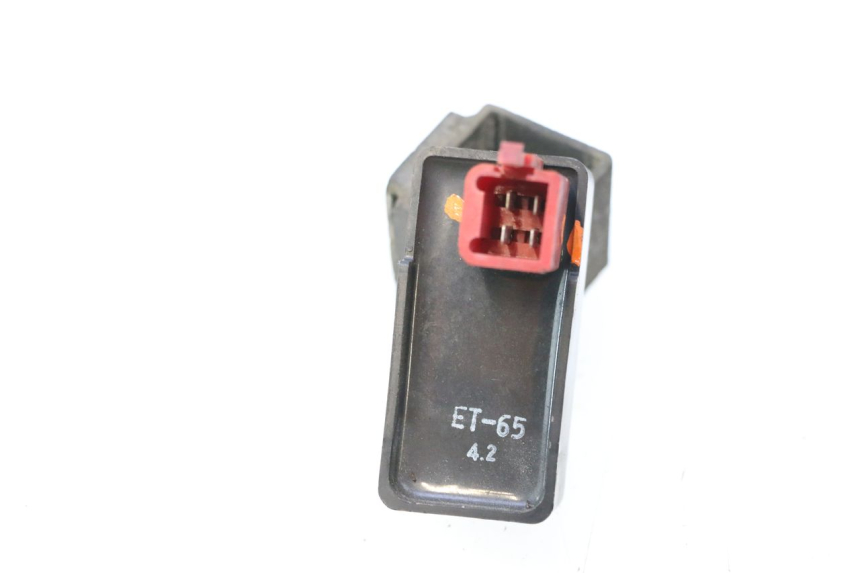photo de BRANDSTOFPOMPRELAIS HONDA ST PAN EUROPEAN 1100 (1990 - 2002) - Andere kijkhoek