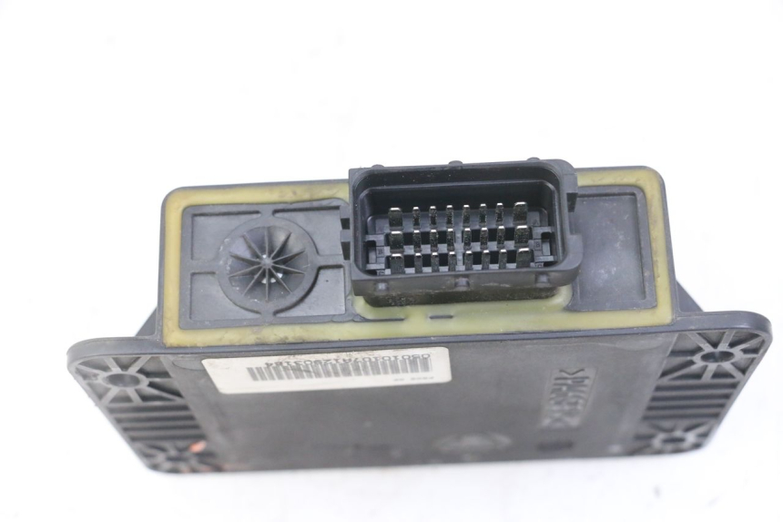 photo de ROLL LOCK RELAIS PIAGGIO MP3 LT 400 (2007 - 2012) - Andere kijkhoek