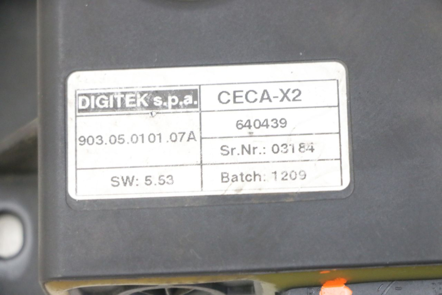 photo de ROLL LOCK RELAIS PIAGGIO MP3 LT 400 (2007 - 2012) - Technische close-up