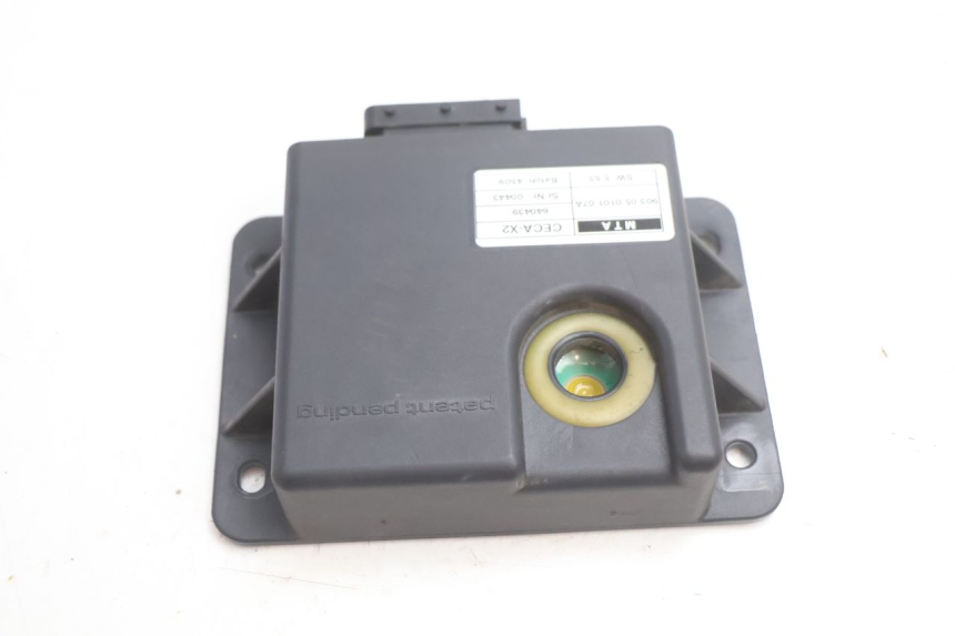photo de ROLL LOCK RELAIS PIAGGIO MP3 LT 400 (2007 - 2012) - Zoom op gebruiksstaat