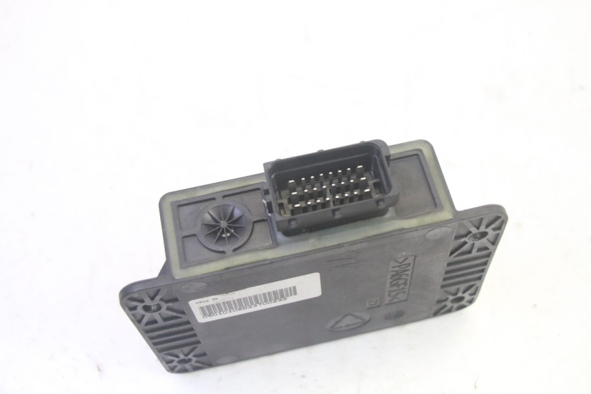 photo de ROLL LOCK RELAIS PIAGGIO MP3 500 (2016 - 2018) - Andere kijkhoek