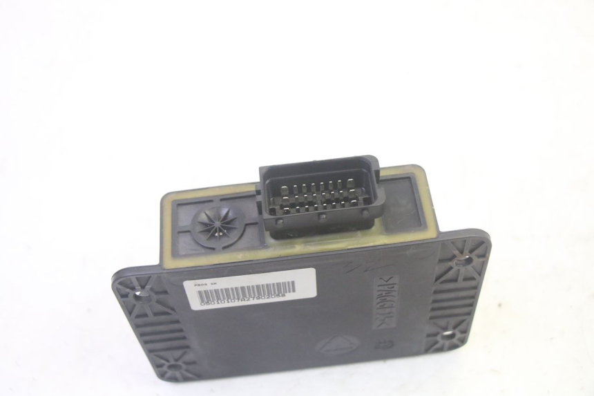 photo de ROLL LOCK RELAIS PIAGGIO MP3 RL 250 (2006 - 2010) - Technische close-up