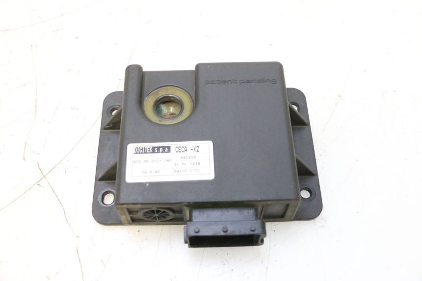 photo de ROLL LOCK RELAIS PIAGGIO MP3 125 (2006 - 2014) - Hoofdaanzicht