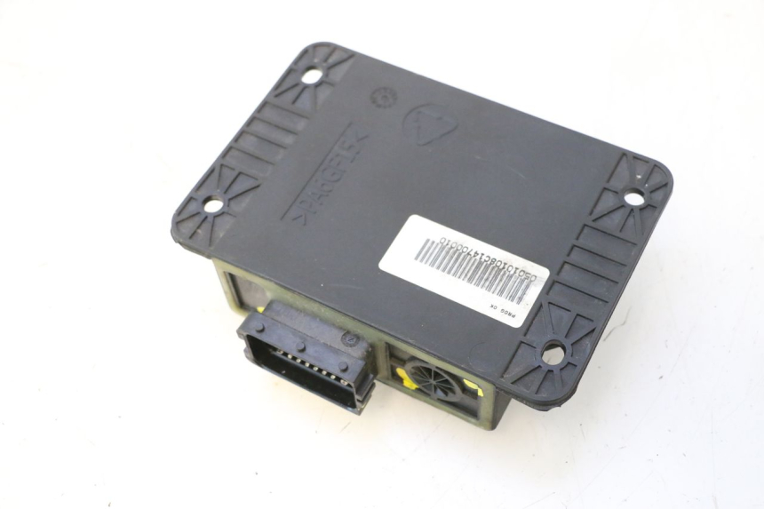 photo de ROLL LOCK RELAIS PIAGGIO MP3 500 (2016 - 2018) - Zoom op gebruiksstaat