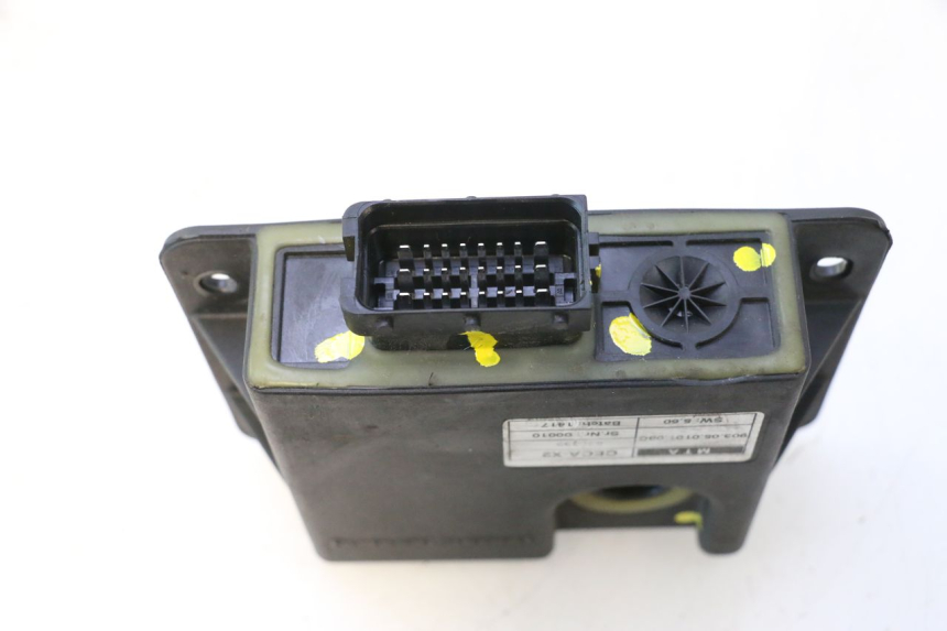 photo de ROLL LOCK RELAIS PIAGGIO MP3 500 (2016 - 2018) - Technische close-up