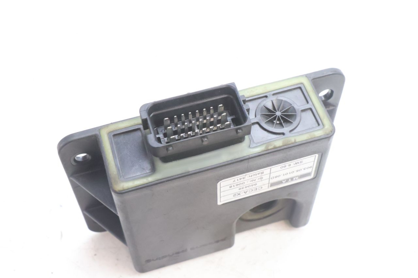 photo de ROLL LOCK RELAIS PIAGGIO MP3 500 (2016 - 2018) - Andere kijkhoek
