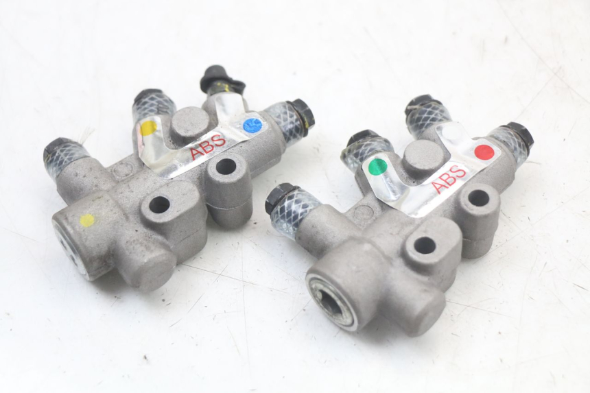 photo de REMMENVERDELER PIAGGIO MP3 HPE 350 (2018 - 2020) - Detail van het onderdeel