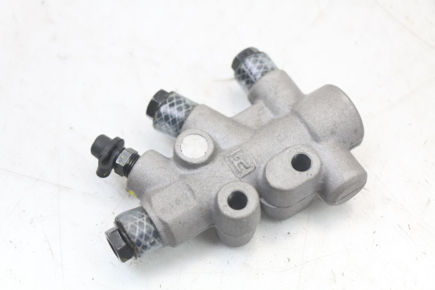 photo de REMMENVERDELER PIAGGIO MP3 HPE 350 (2018 - 2020) - Bevestigingspunten