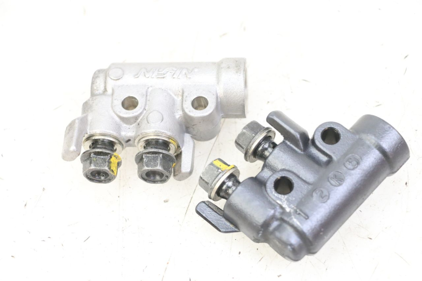 photo de REMMENVERDELER PEUGEOT SATELIS 125 (2013 - 2018) - Detail van het onderdeel