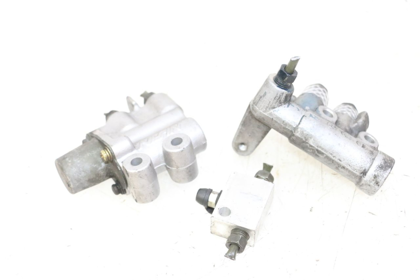 photo de REMMENVERDELER HONDA ST PAN EUROPEAN 1300 (2002 - 2013) - Zoom op gebruiksstaat