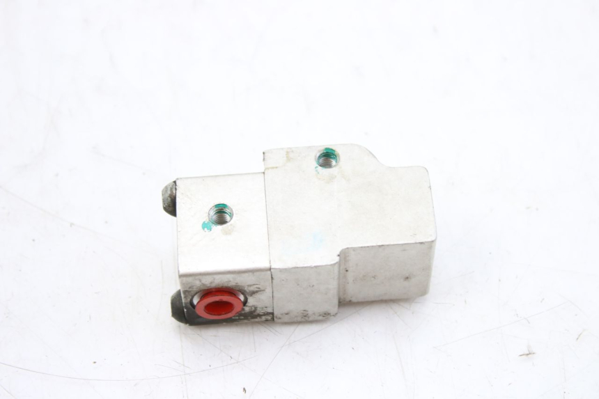 photo de REMMENVERDELER PEUGEOT TWEET 125 (2010 - 2017) - Zoom op gebruiksstaat