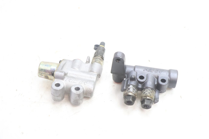 photo de REMMENVERDELER HONDA VFR FI RC46 800 (1998 - 2001) - Detail van het onderdeel