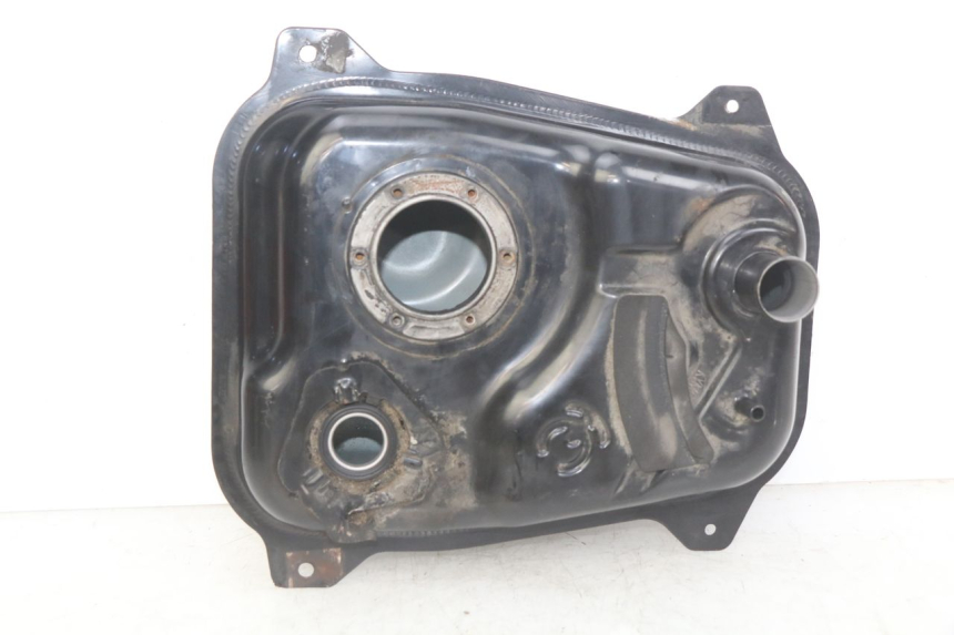 photo de BRANDSTOFTANK KYMCO AGILITY 16+ 4T 50 (2018 - 2023) - Hoofdaanzicht