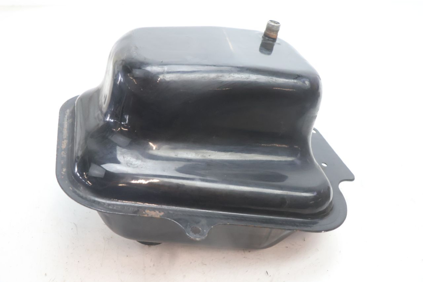 photo de BRANDSTOFTANK KYMCO AGILITY 4T 50 (2005 - 2018) - Bevestigingspunten