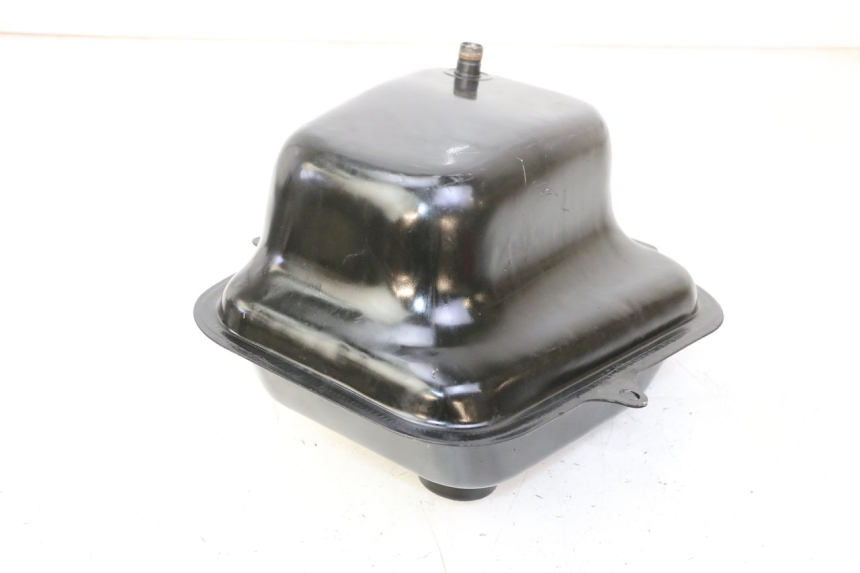 photo de BRANDSTOFTANK KYMCO AGILITY NAKED RENOUVO 2T 50 (2011 - 2018) - Technische close-up