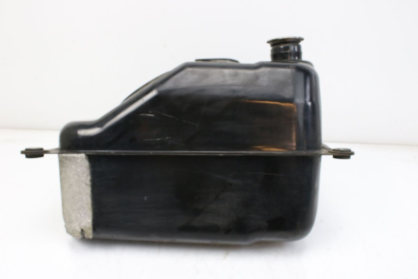 photo de BRANDSTOFTANK SUZUKI AN BURGMAN 400 (2006 - 2010) - Bevestigingspunten