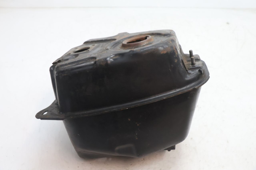 photo de BRANDSTOFTANK MBK BOOSTER SPIRIT 50 (1999 - 2003) - Detail van het onderdeel