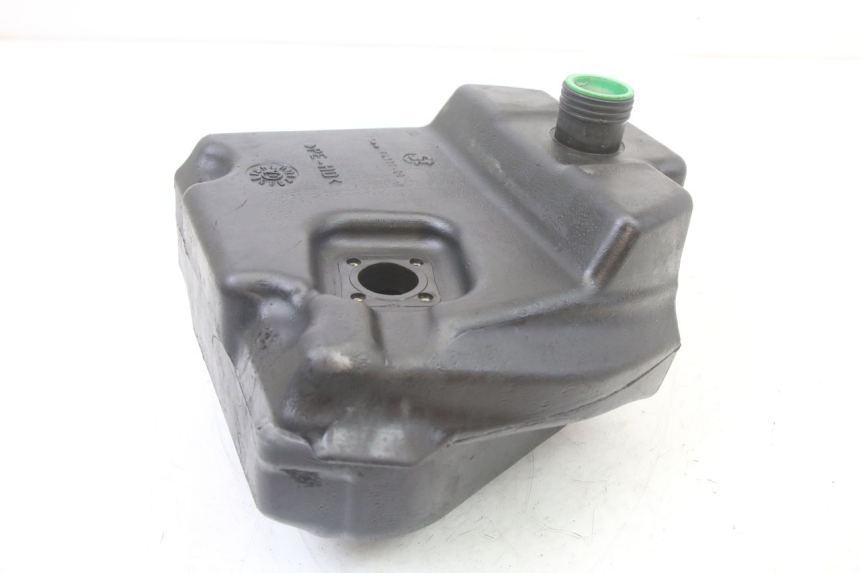 photo de BRANDSTOFTANK MBK BOOSTER SPIRIT NAKED 50 (2004 - 2017) - Zoom op gebruiksstaat