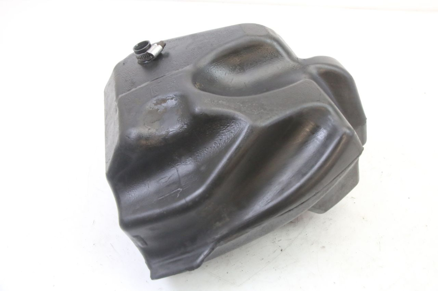 photo de BRANDSTOFTANK MBK BOOSTER SPIRIT NAKED 50 (2004 - 2017) - Andere kijkhoek