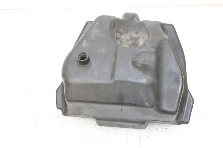 photo de BRANDSTOFTANK MBK BOOSTER SPIRIT NAKED 50 (2004 - 2017) - Detail van het onderdeel